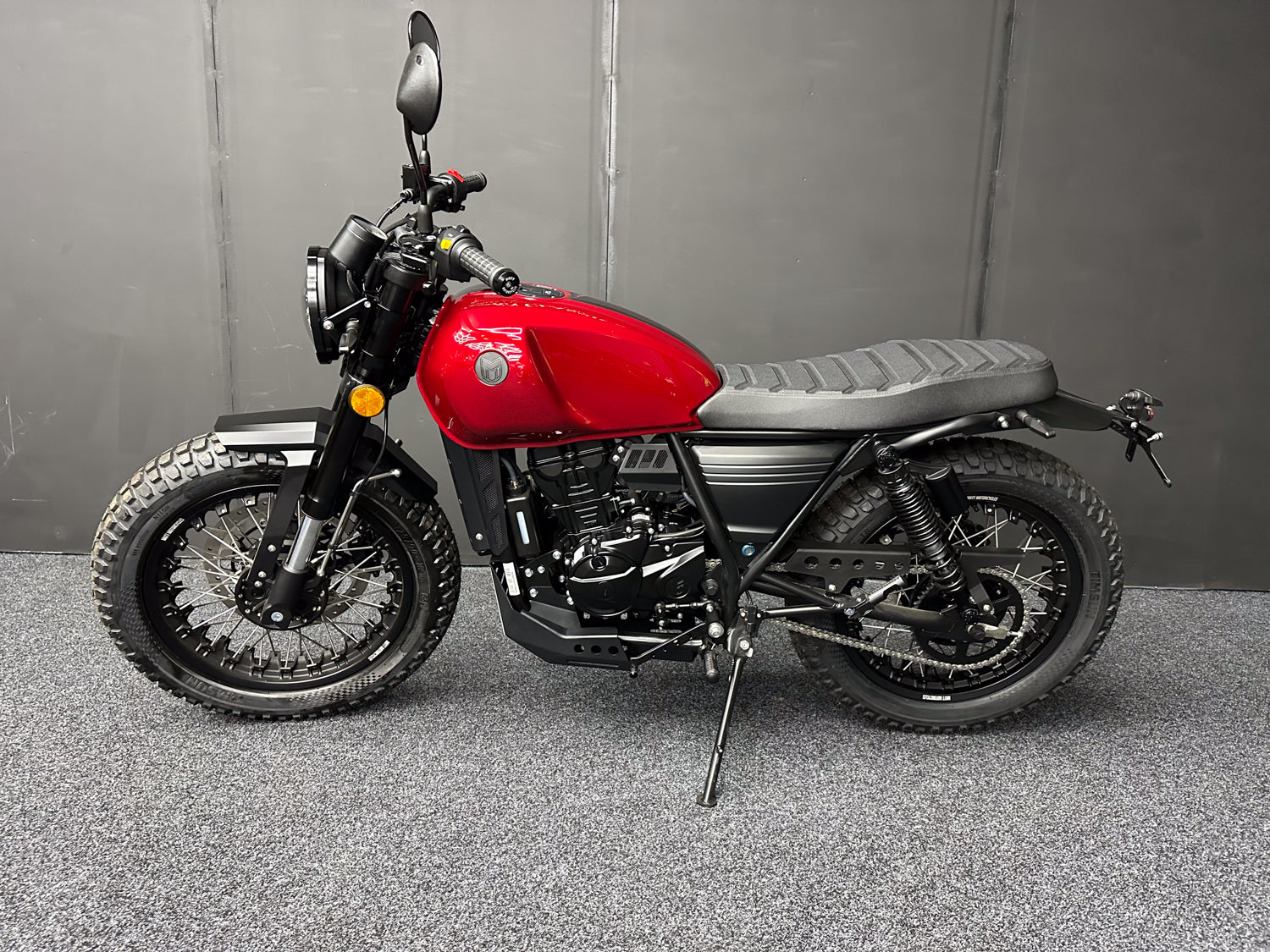 BRAND NEW - MUTT DRK 125