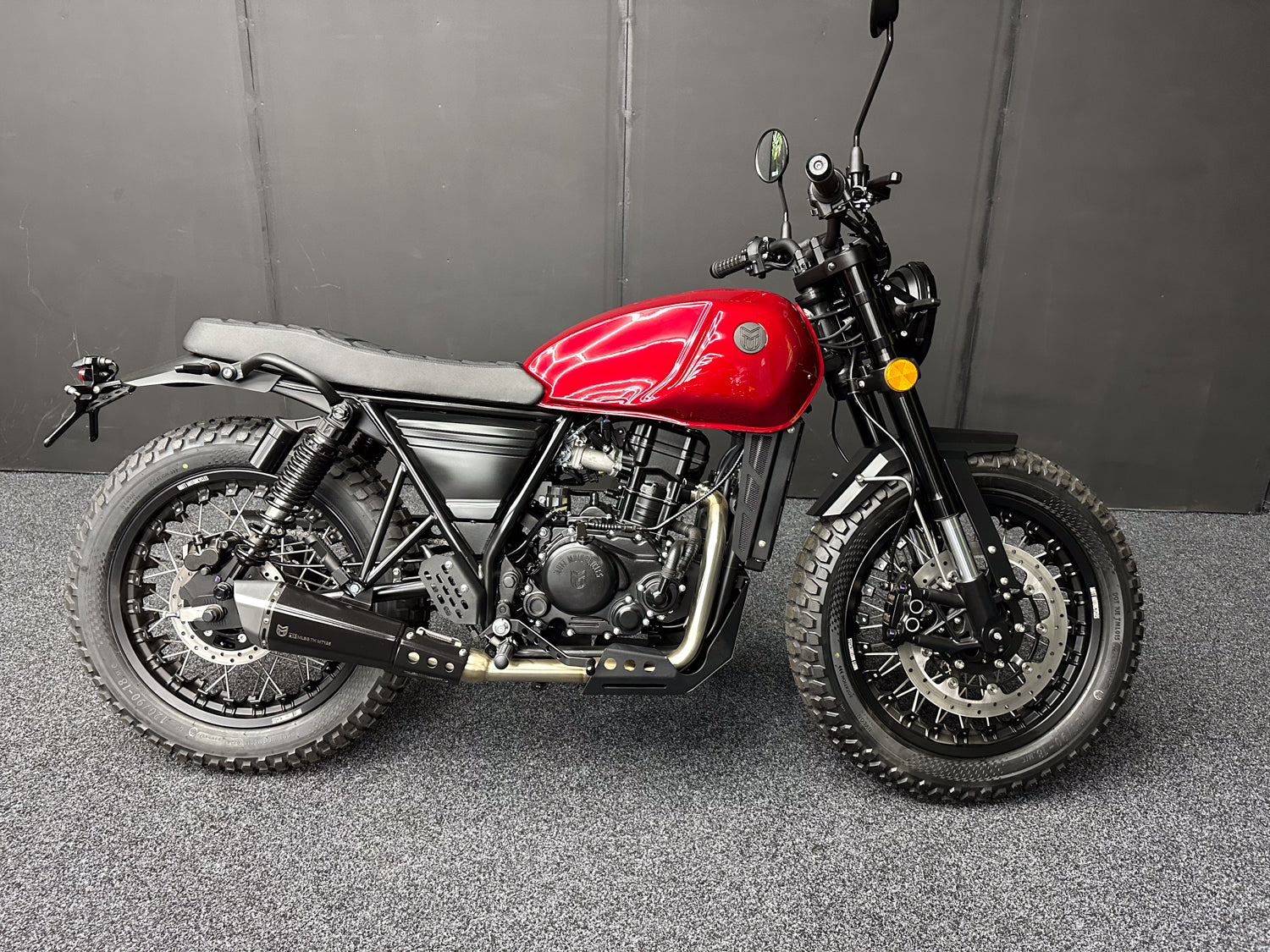 BRAND NEW - MUTT DRK 125