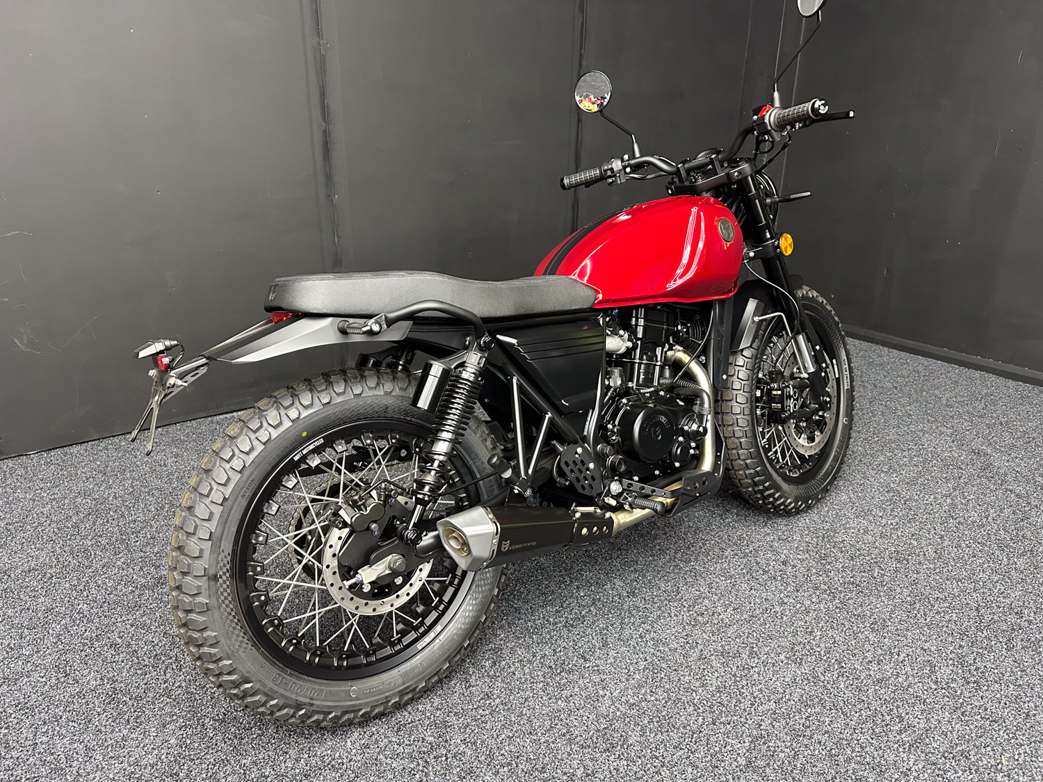 BRAND NEW - MUTT DRK 125