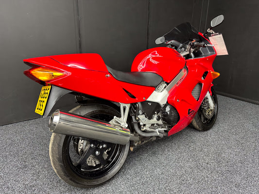 1999 HONDA VFR 800