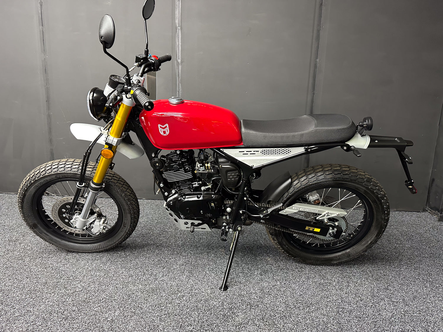 BRAND NEW MUTT RAZORBACK 125