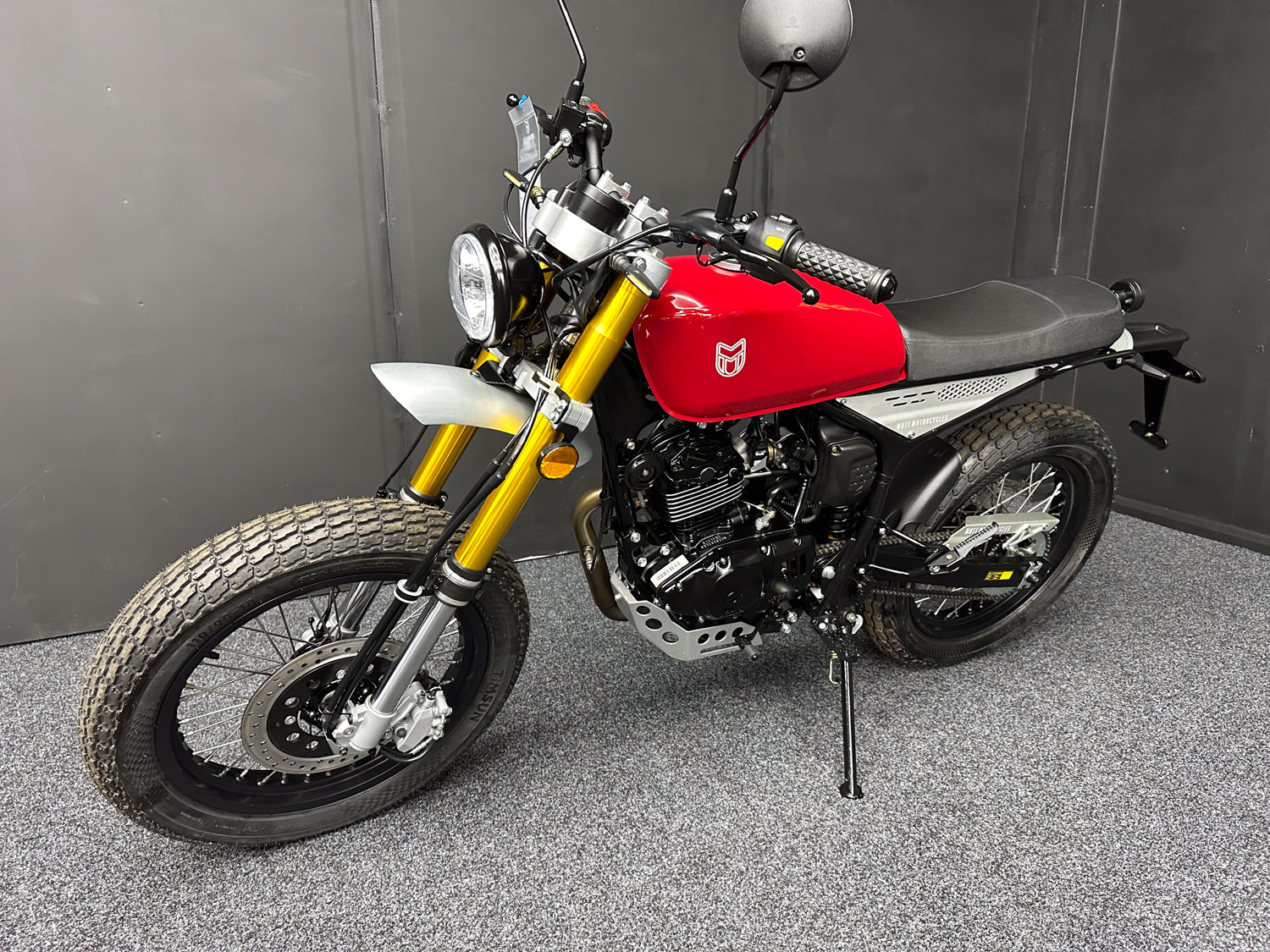BRAND NEW MUTT RAZORBACK 125