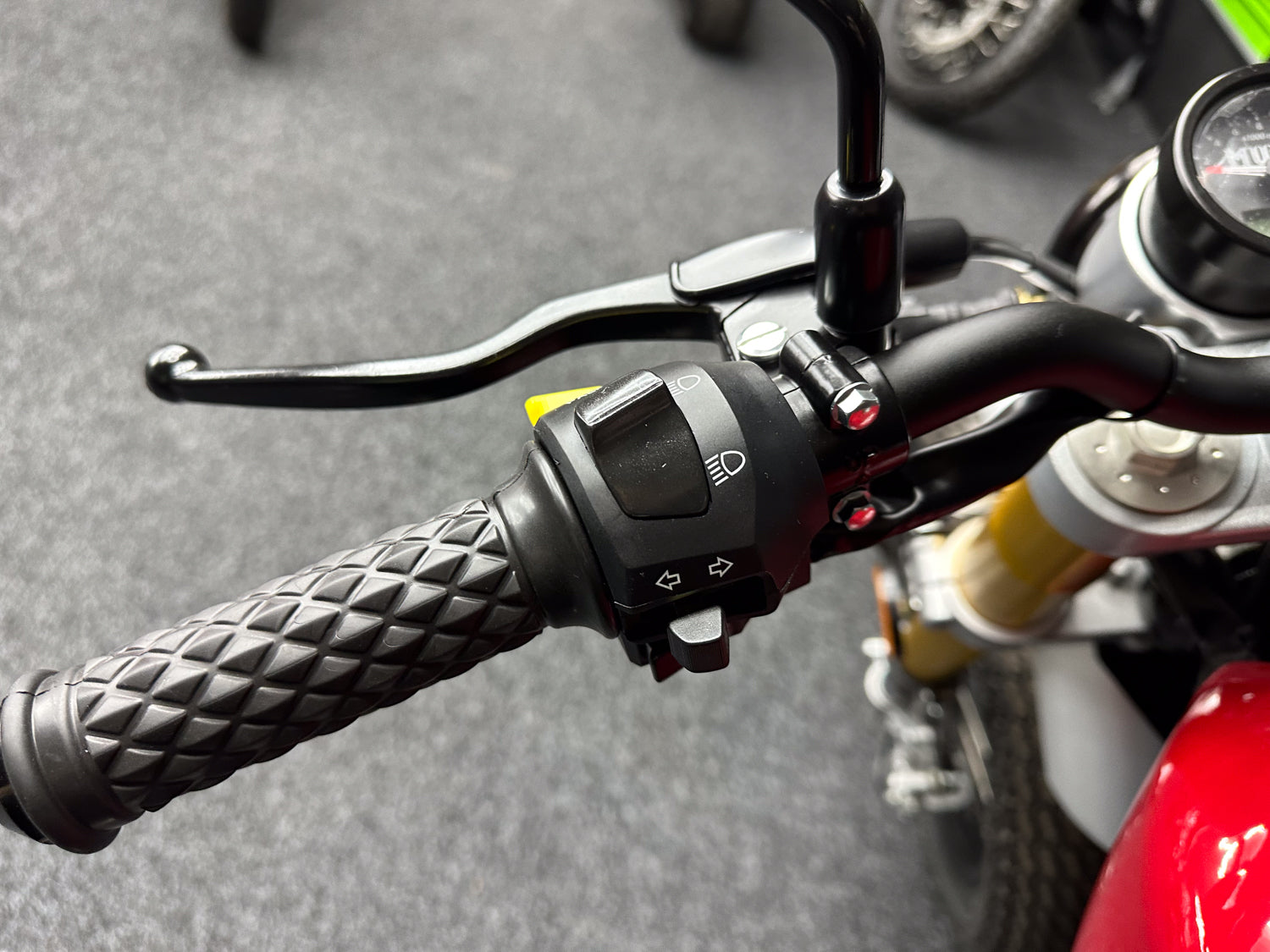 BRAND NEW MUTT RAZORBACK 125