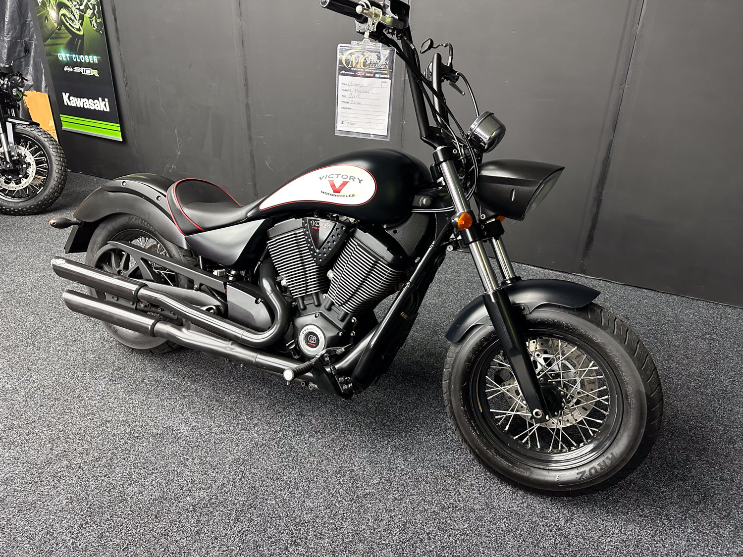 2013 VICTORY HIGHBALL