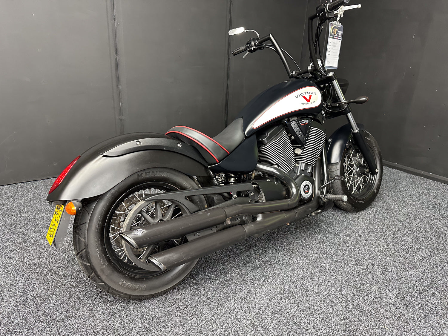 2013 VICTORY HIGHBALL