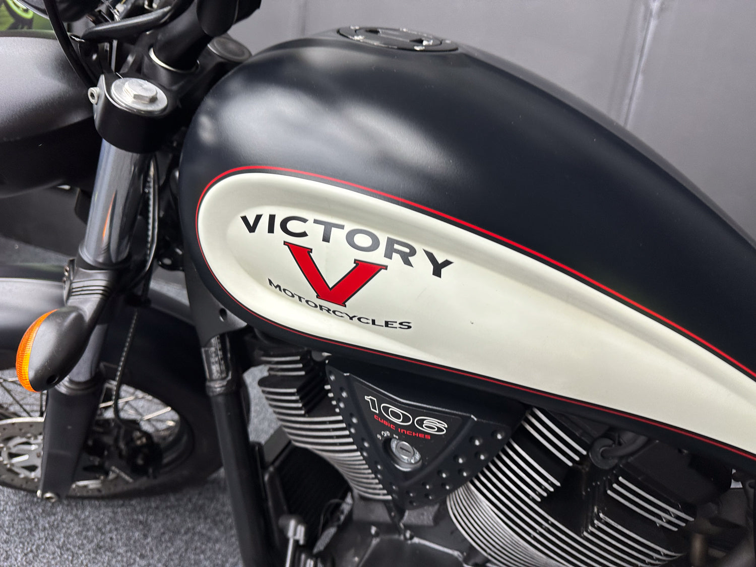 2013 VICTORY HIGHBALL
