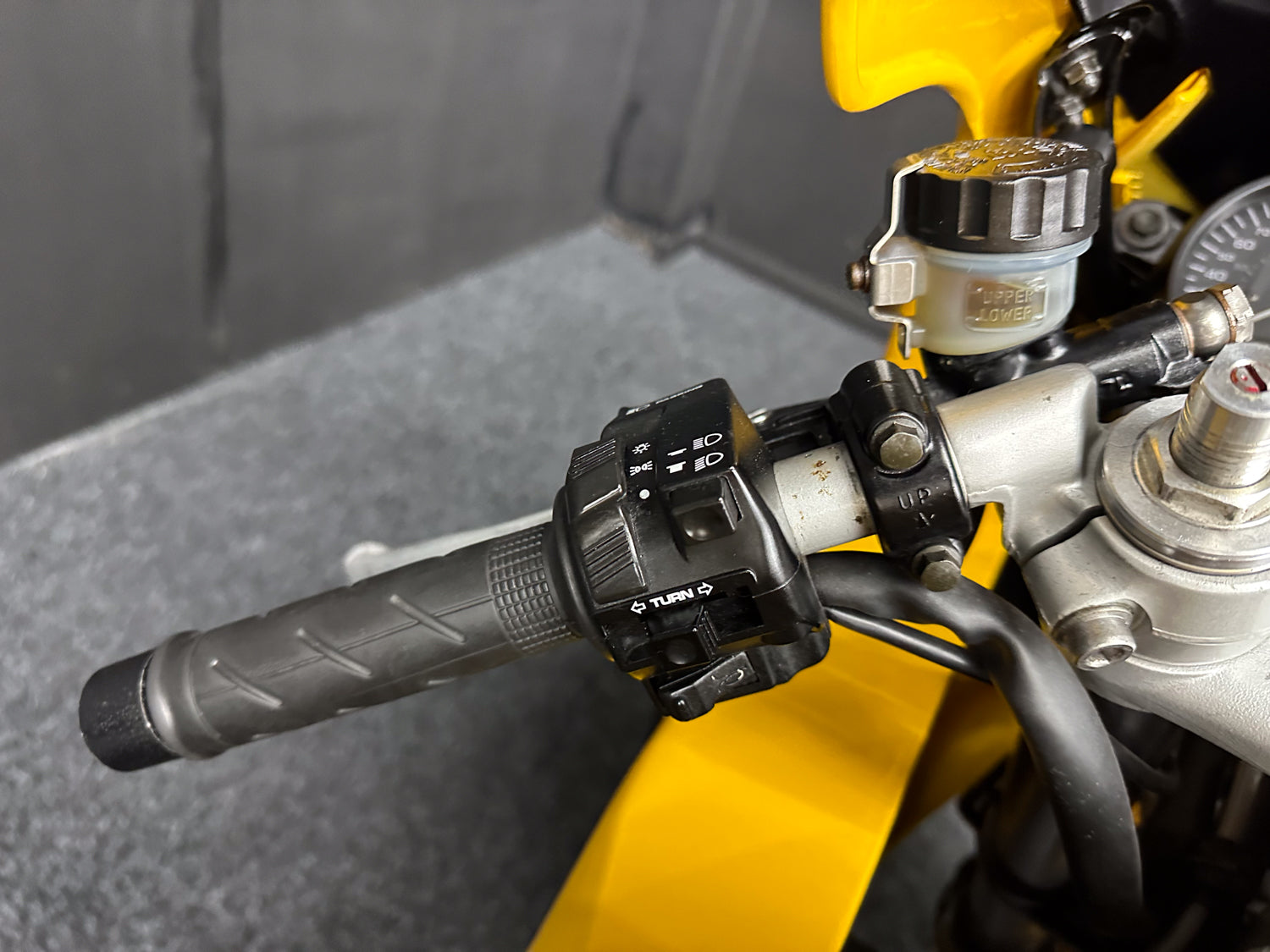 1998 HONDA VTR 1000 FIRESTORM