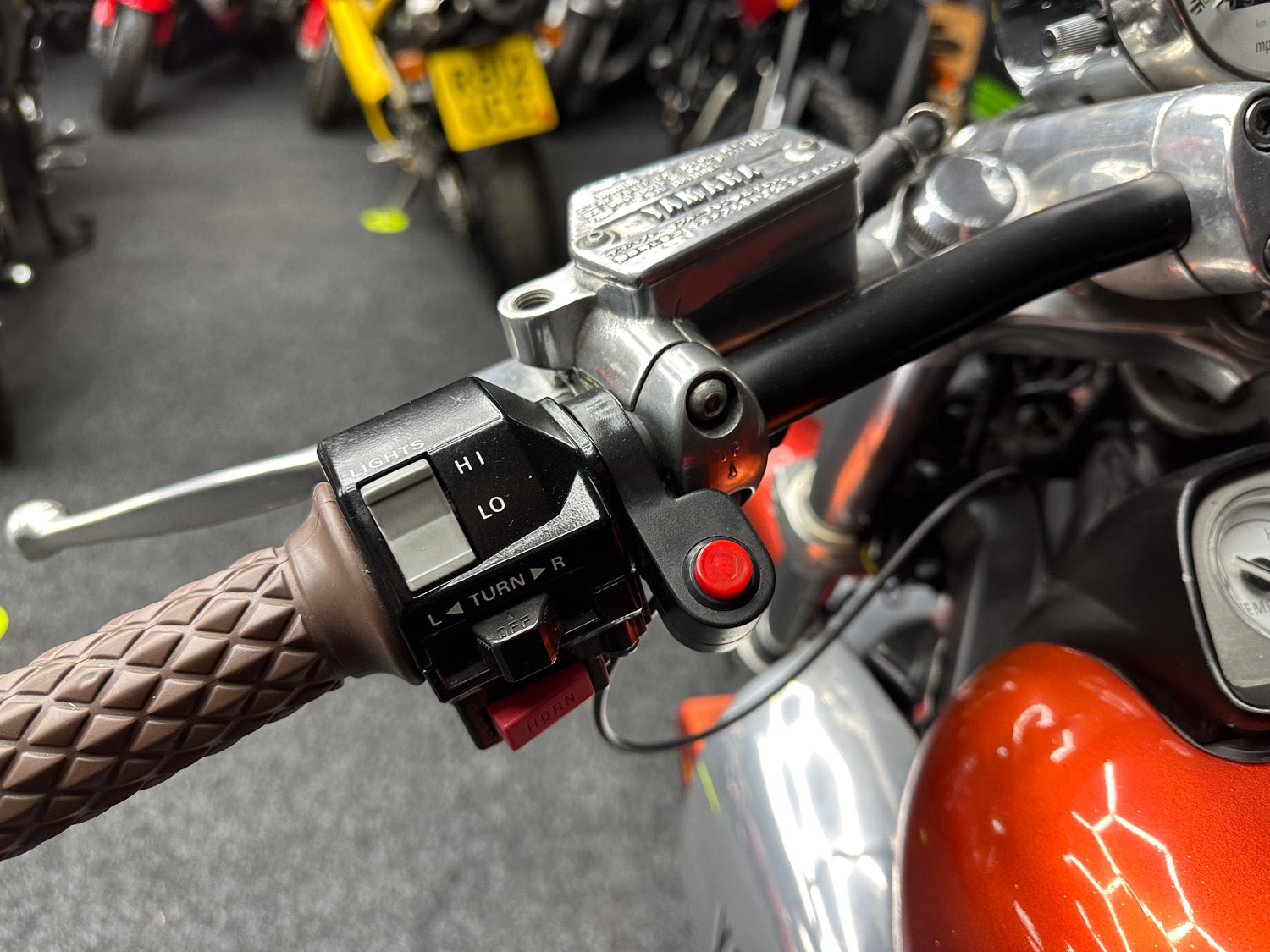 1999 YAMAHA VMAX 1200