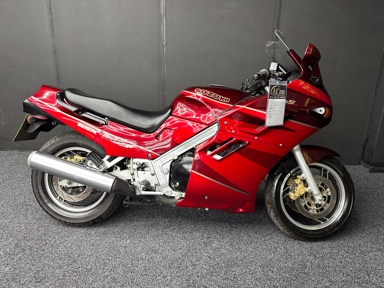 1993 SUZUKI GSXF1100