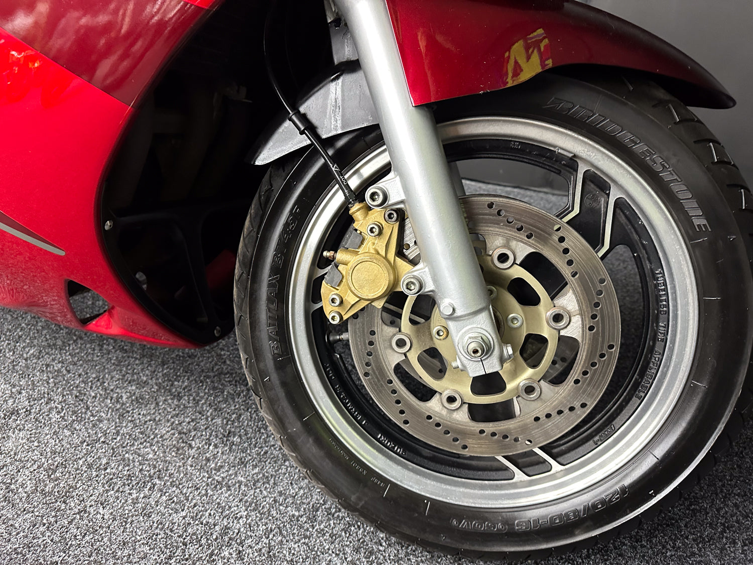 1993 SUZUKI GSXF1100