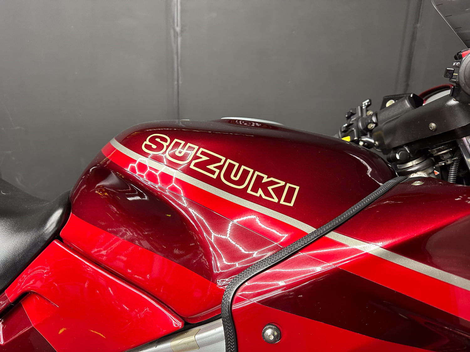 1993 SUZUKI GSXF1100