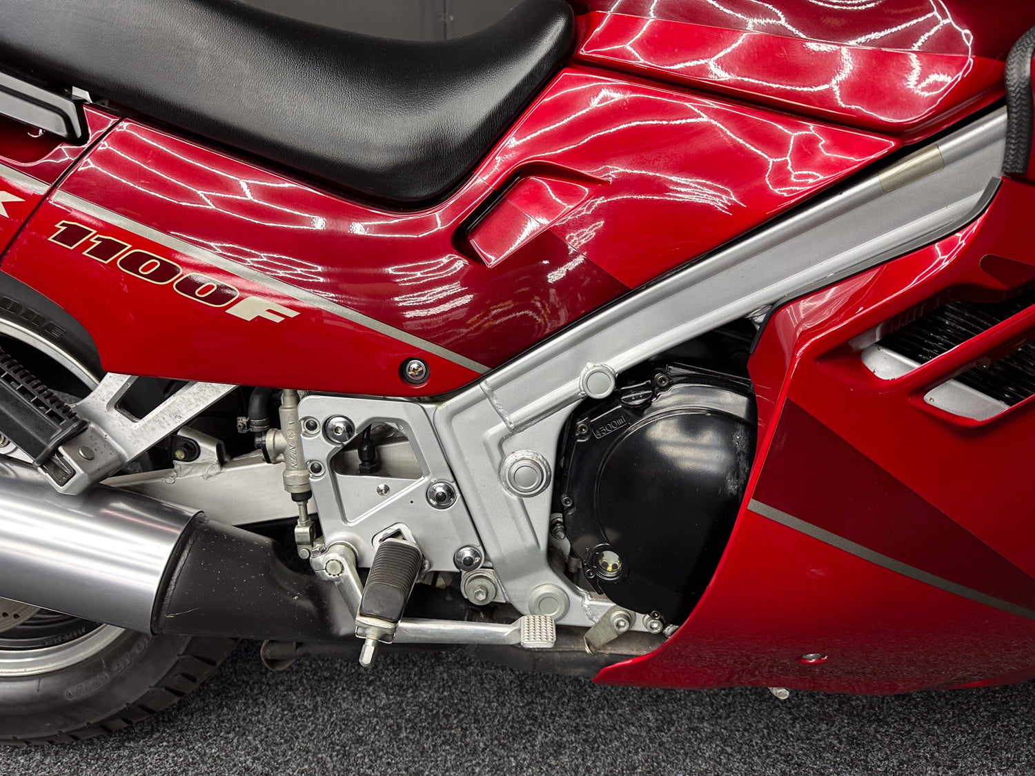 1993 SUZUKI GSXF1100