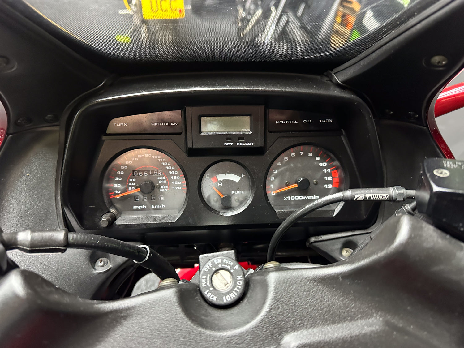 1993 SUZUKI GSXF1100