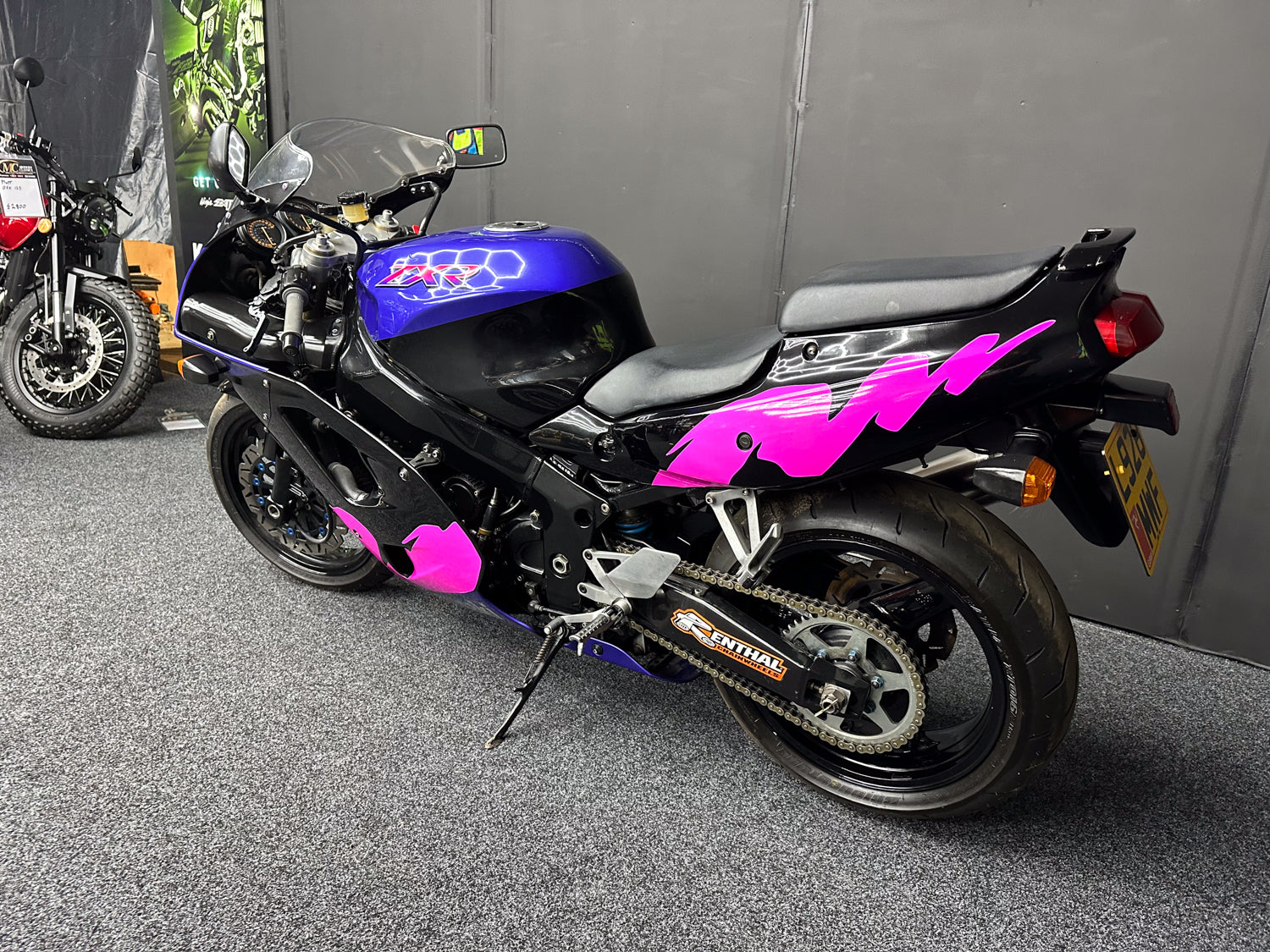 'L' REG KAWASAKI ZXR750