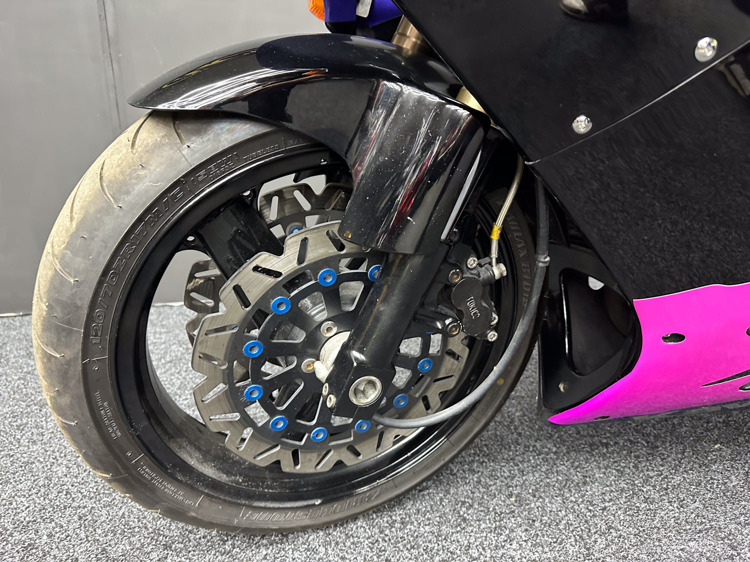 'L' REG KAWASAKI ZXR750