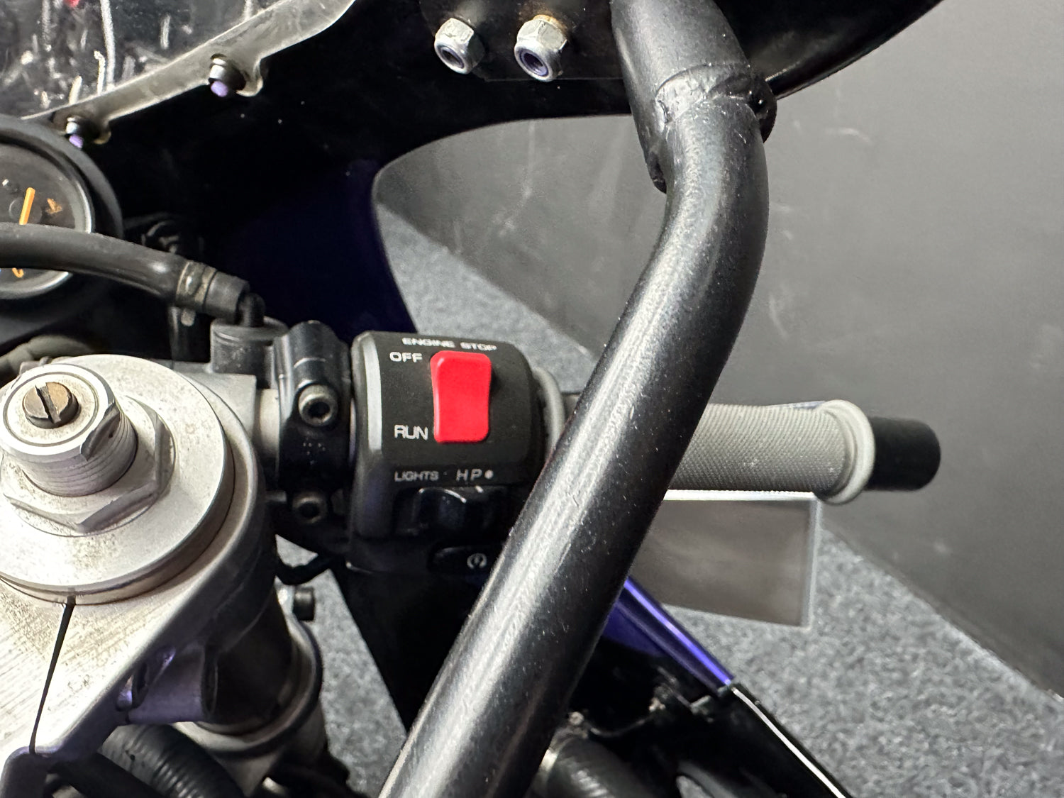 'L' REG KAWASAKI ZXR750