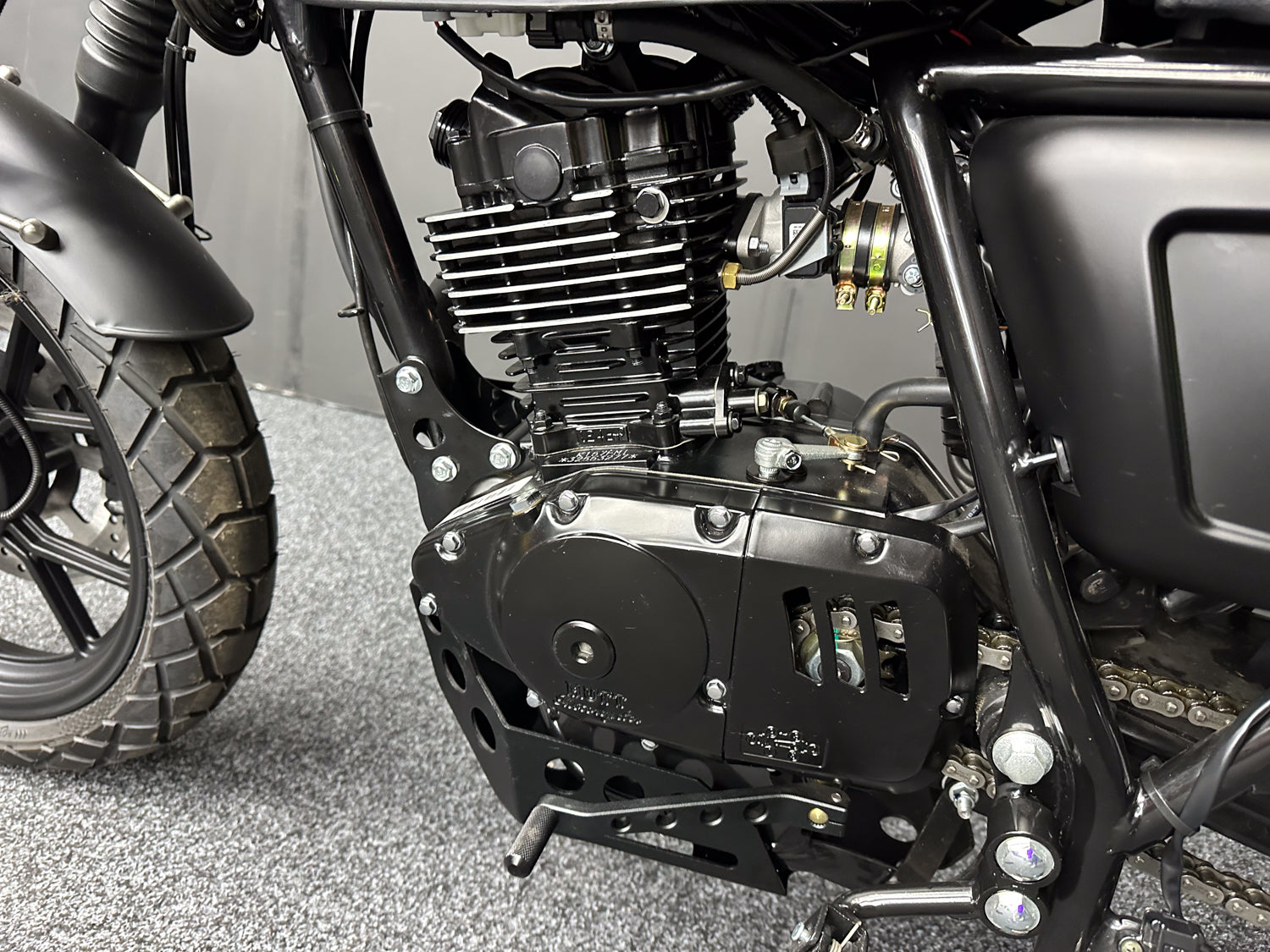 BRAND NEW MUTT FSR125