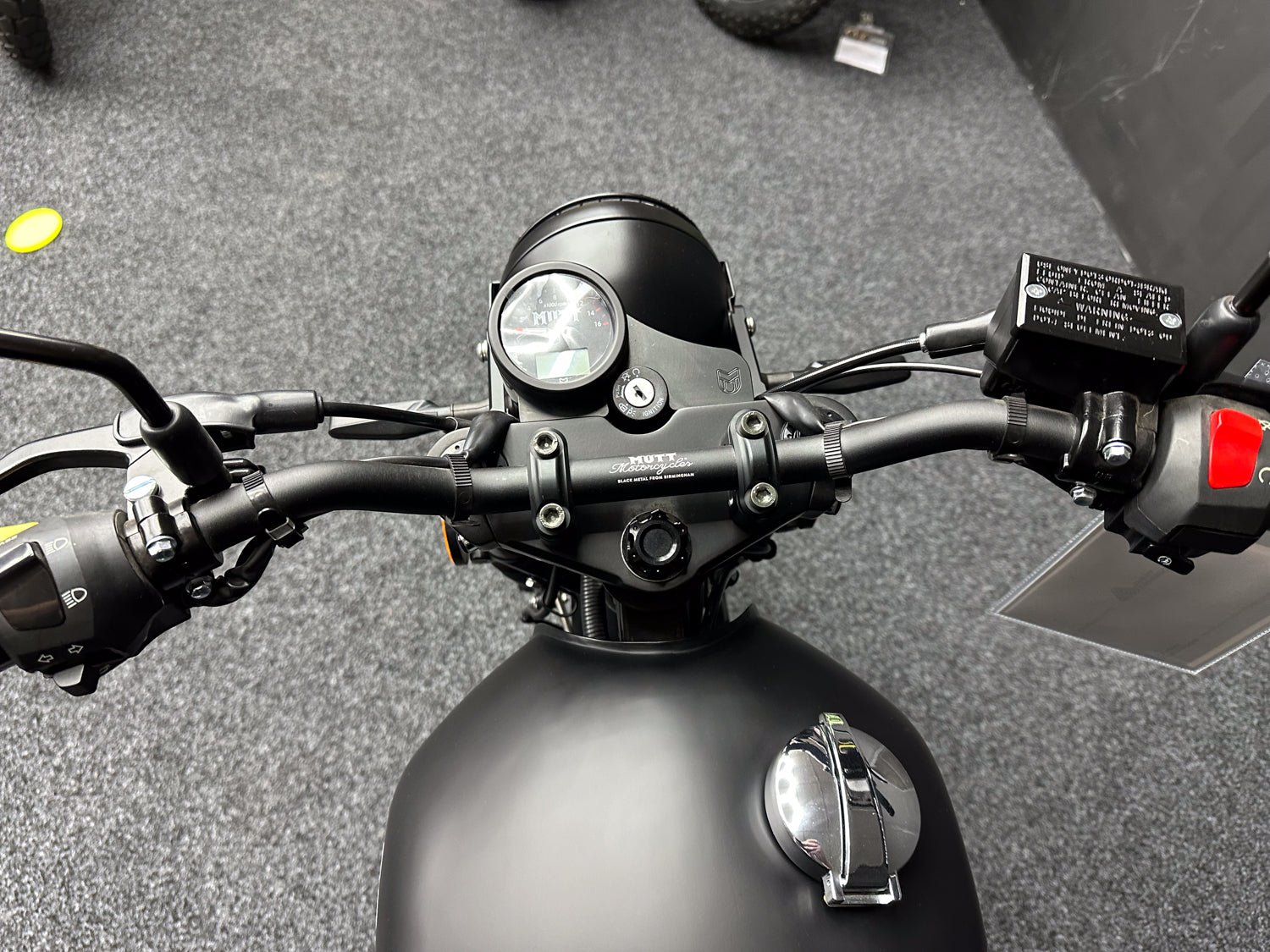 BRAND NEW MUTT FSR125