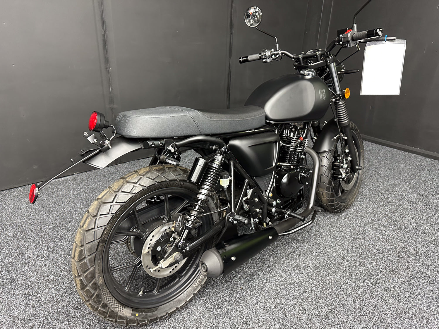 BRAND NEW MUTT FSR125