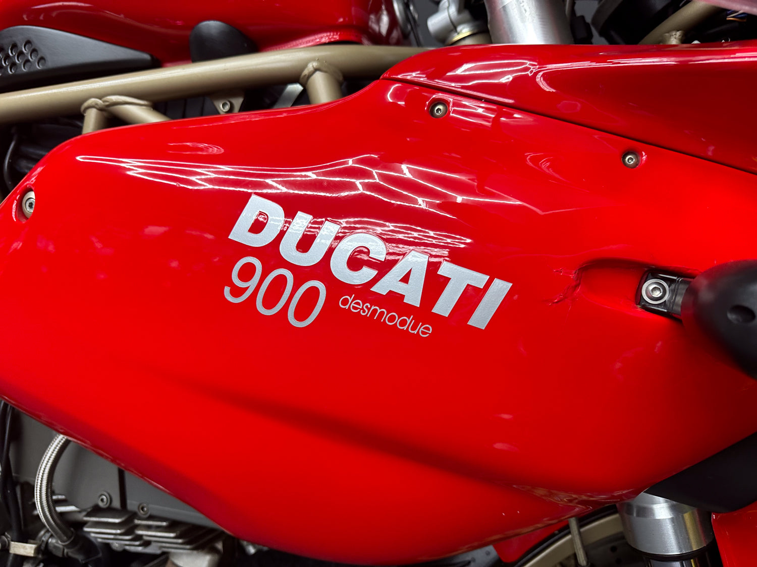 2000 DUCATI 900SS