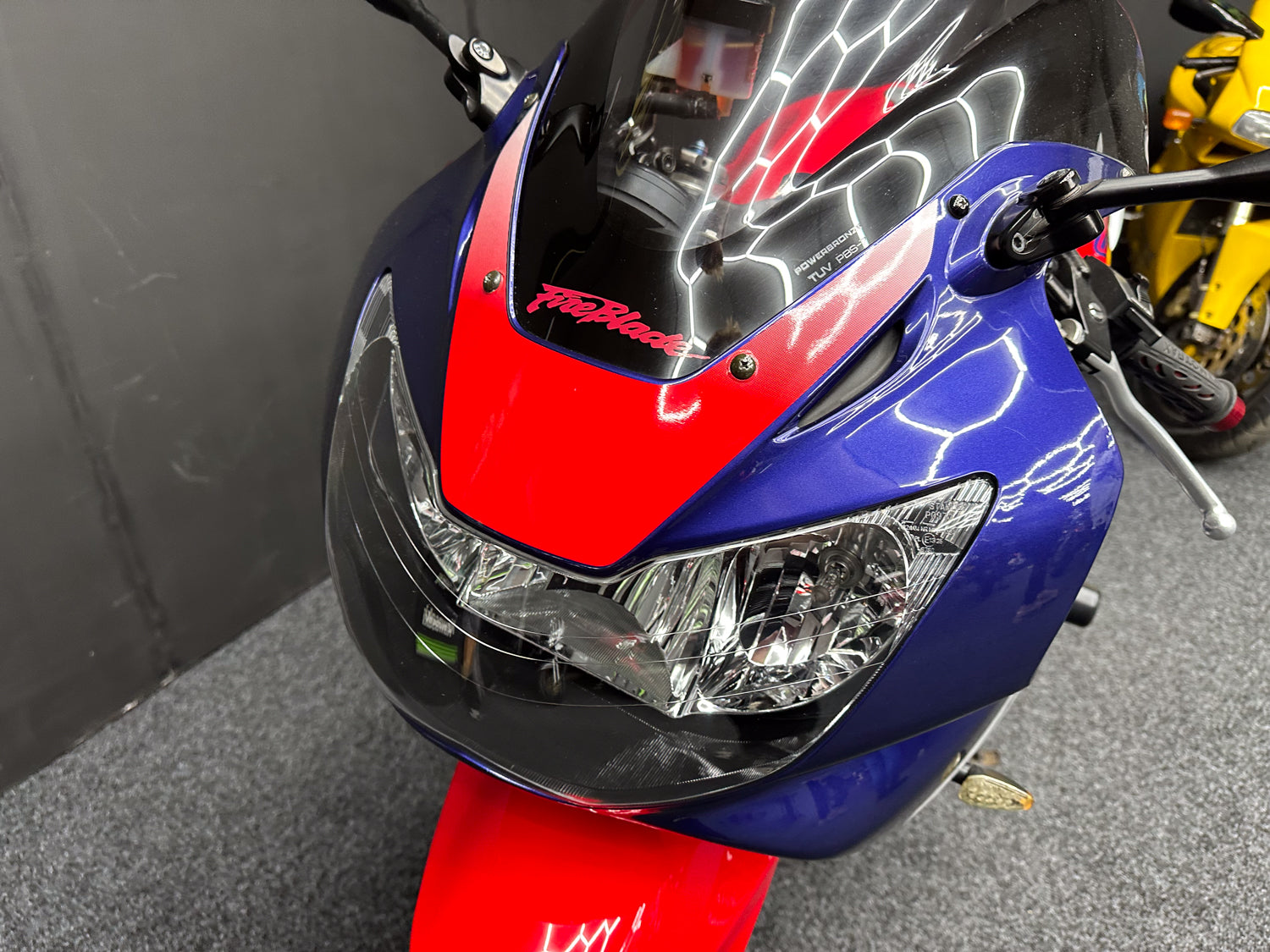 2001 HONDA FIREBLADE 900RR