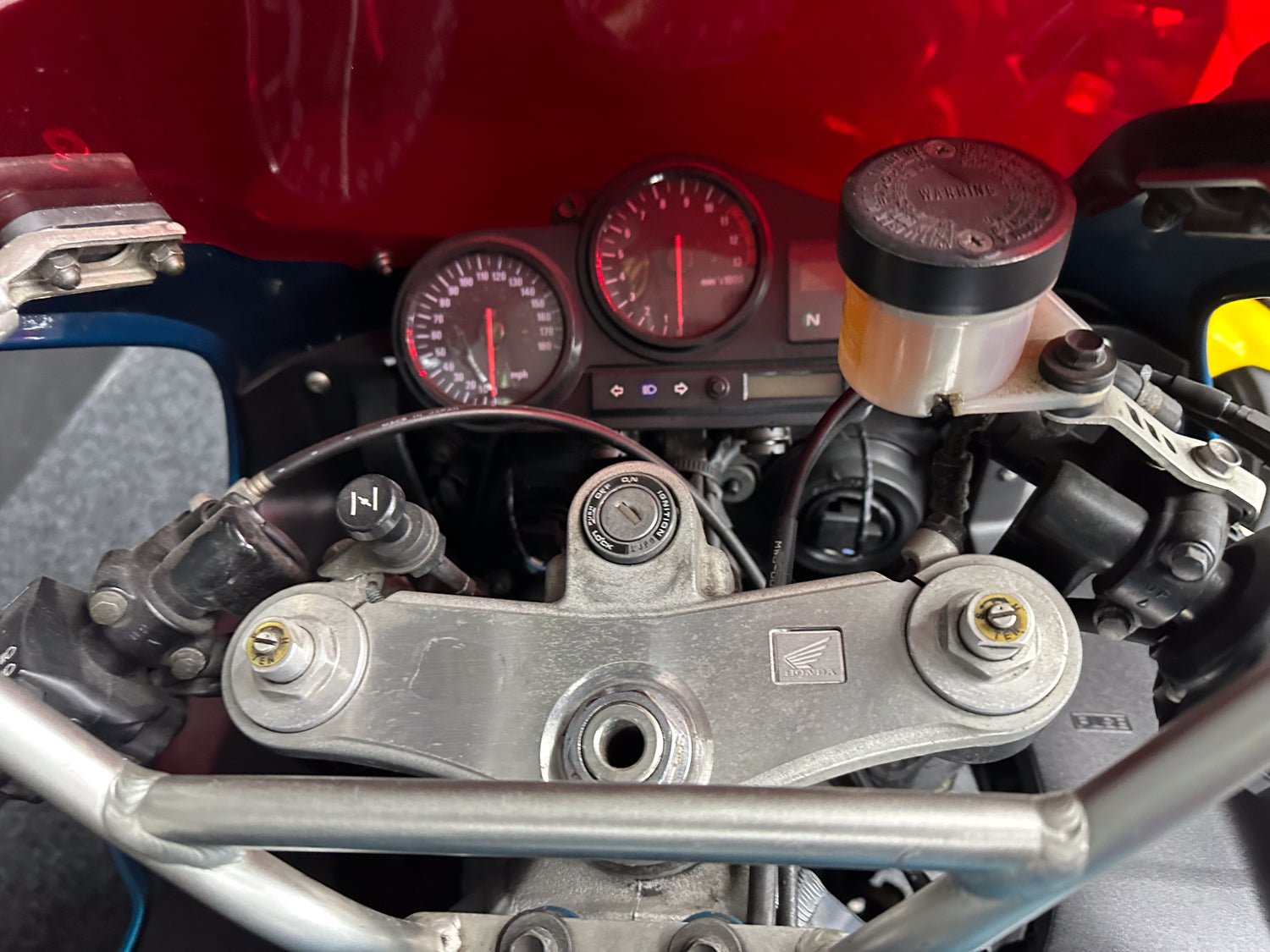 2000 HONDA FIREBLADE 900