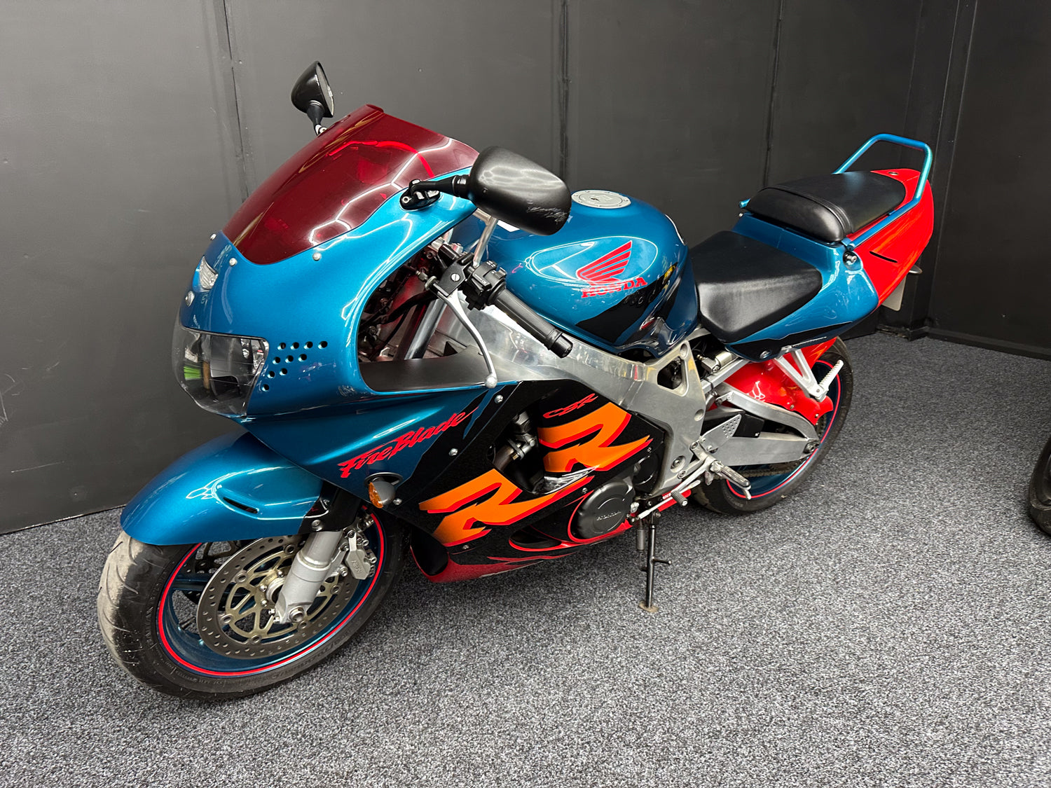 2000 HONDA FIREBLADE 900